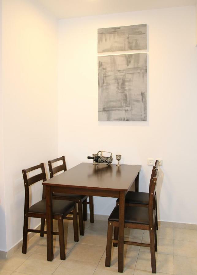 Tiberias Apartment Екстер'єр фото